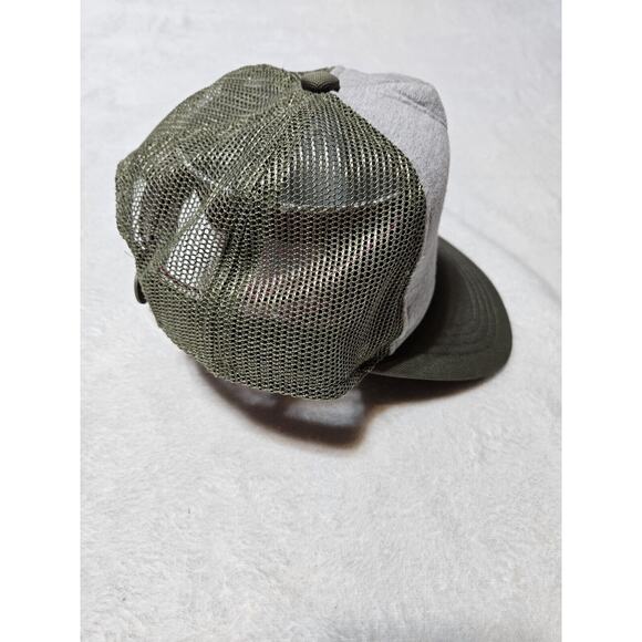 Tommy Bahama Trucker Hat Cap Snap Back Gray Green Adjustable Mountains Outdoor - Picture 5 of 7